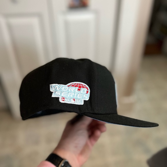 New Era Red Sox Tran Fire hat - Picture 2 of 6